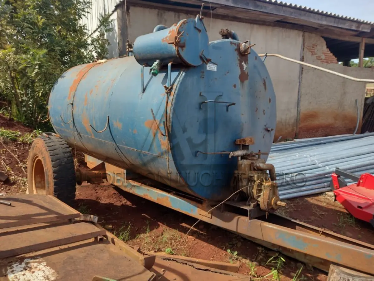 LOTE 016 - Distribuidor de adubo líquido 4.0 capacidade de 4000L