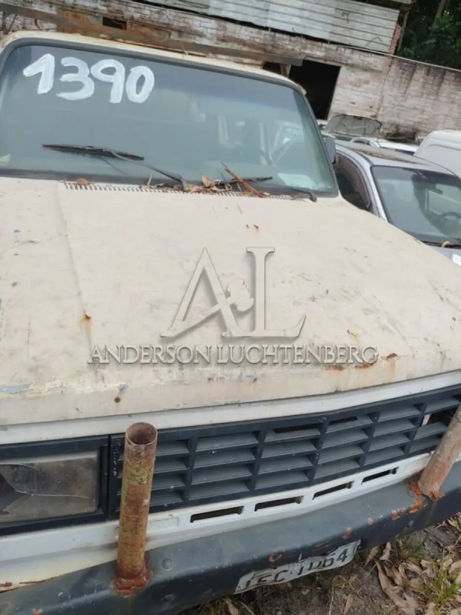 LOTE 0040
